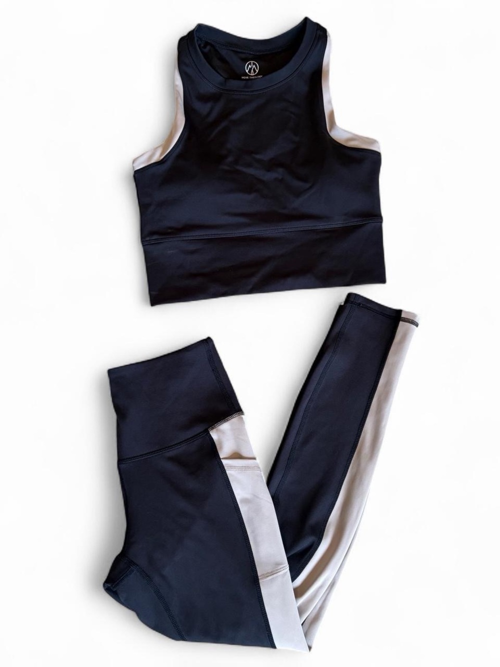 Move Theology 2 piece workout activewear set small